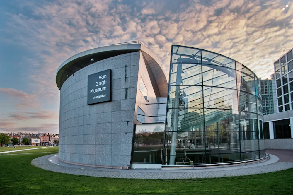 Why Visit the Van Gogh Museum